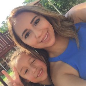 Meet your Posher, Yvette